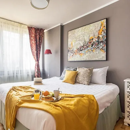 Spacious Downtown - Old Town *